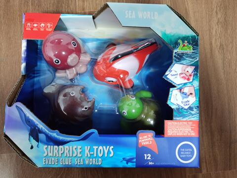 Ocean Animal World Playing Set (Clownfish/Octopus /sea turtle /Smiley fish)